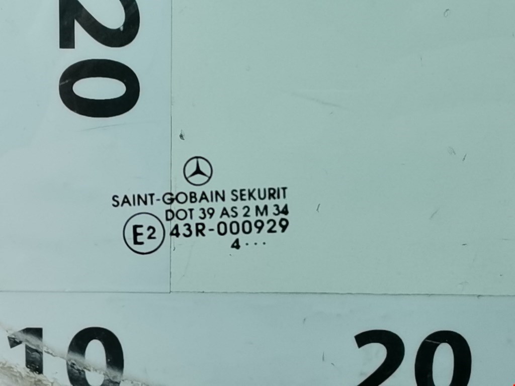 Стекло двери переднее правое MERCEDES-BENZ Vaneo 2001-2005