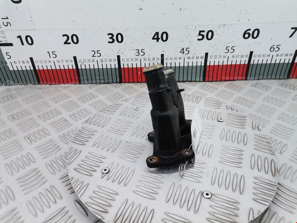 Корпус термостата FORD Focus II 2005-2011