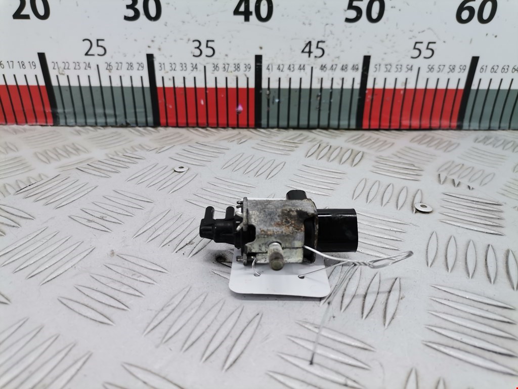 Клапан воздушного фильтра Ford Focus 2 (2004-2011)