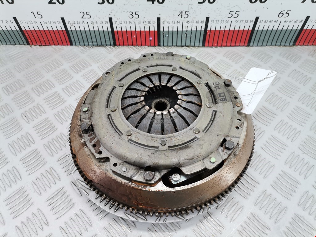 Маховик (демпфер сцепления) OPEL Corsa C 2000-2006