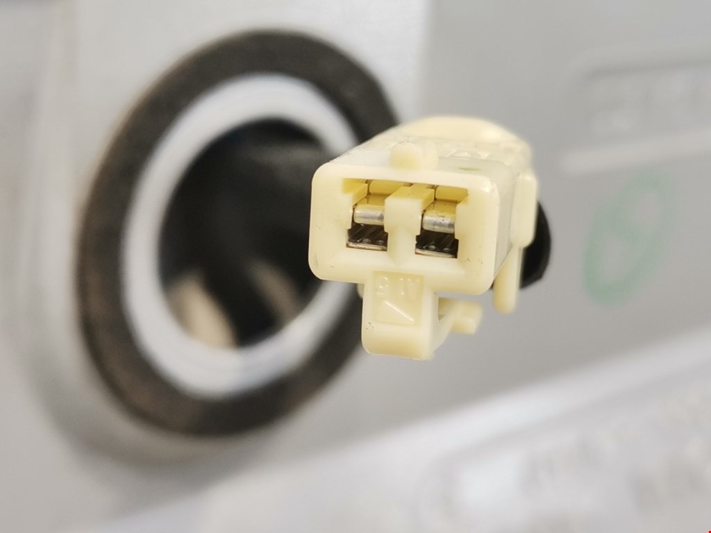 Спойлер TOYOTA RAV 4 XA30 2006-2012