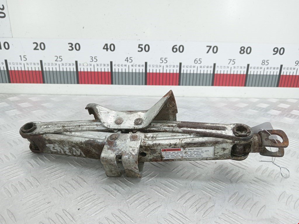 Домкрат FIAT Sedici 2005-2014