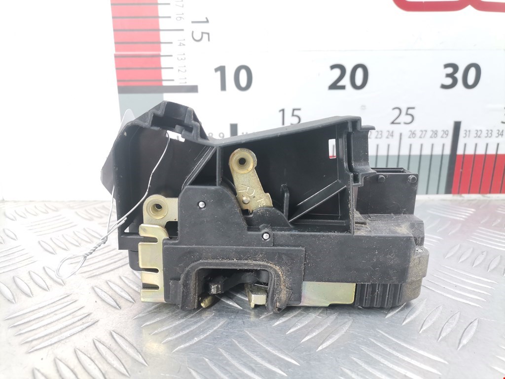 Замок двери передней правой OPEL Zafira A 1999-2005