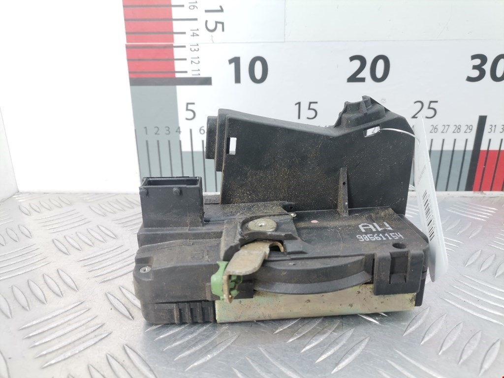 Замок двери передней правой OPEL Zafira A 1999-2005