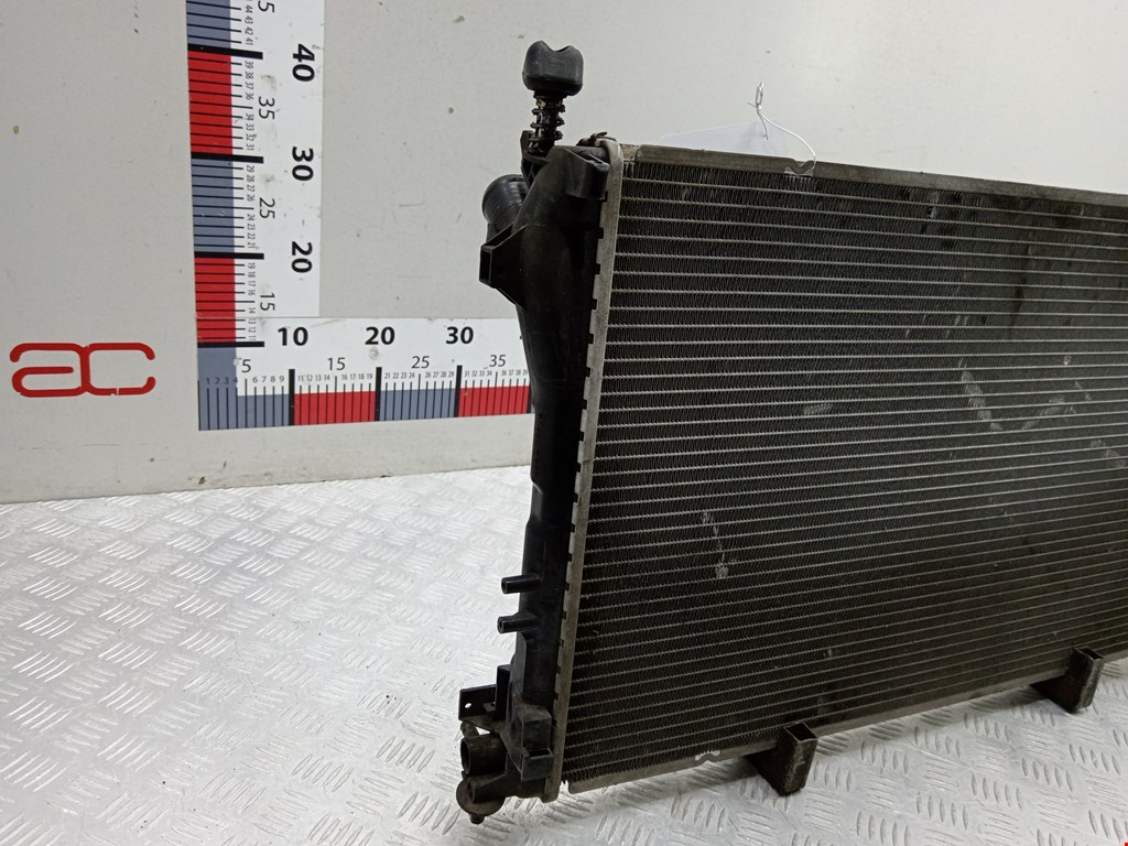 Радиатор основной OPEL Signum 2003-2008