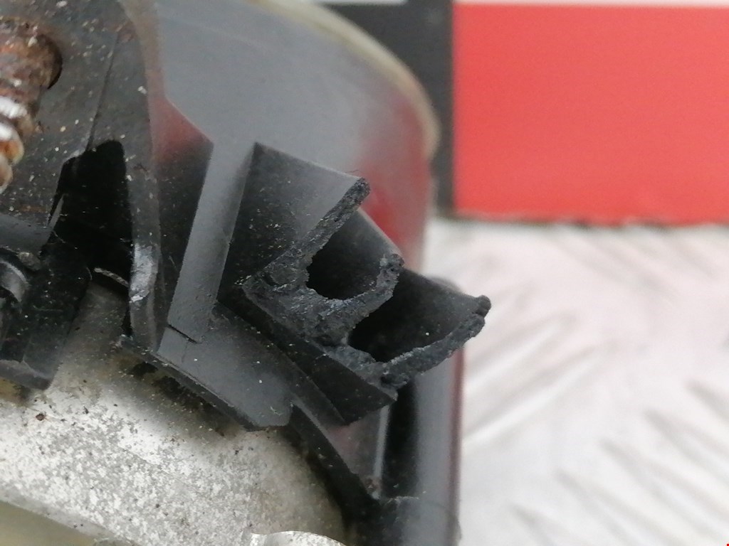 Фара противотуманная левая (ПТФ) AUDI A4 B6 2001-2005