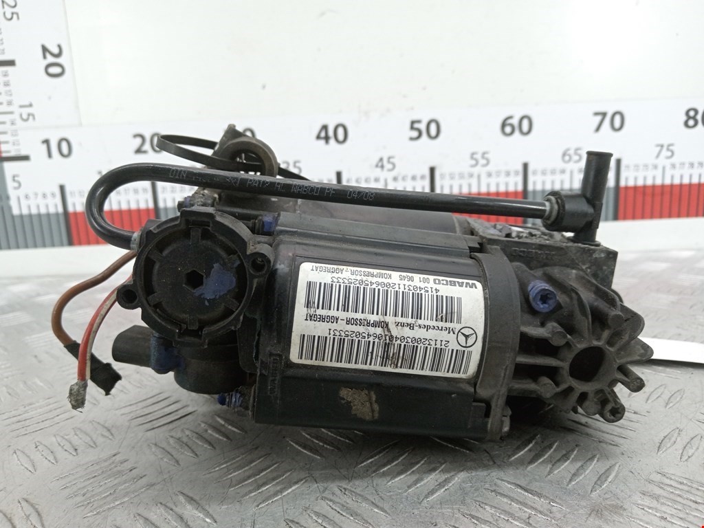 Компрессор пневмоподвески Mercedes S-Class (W220) (1998-2005)