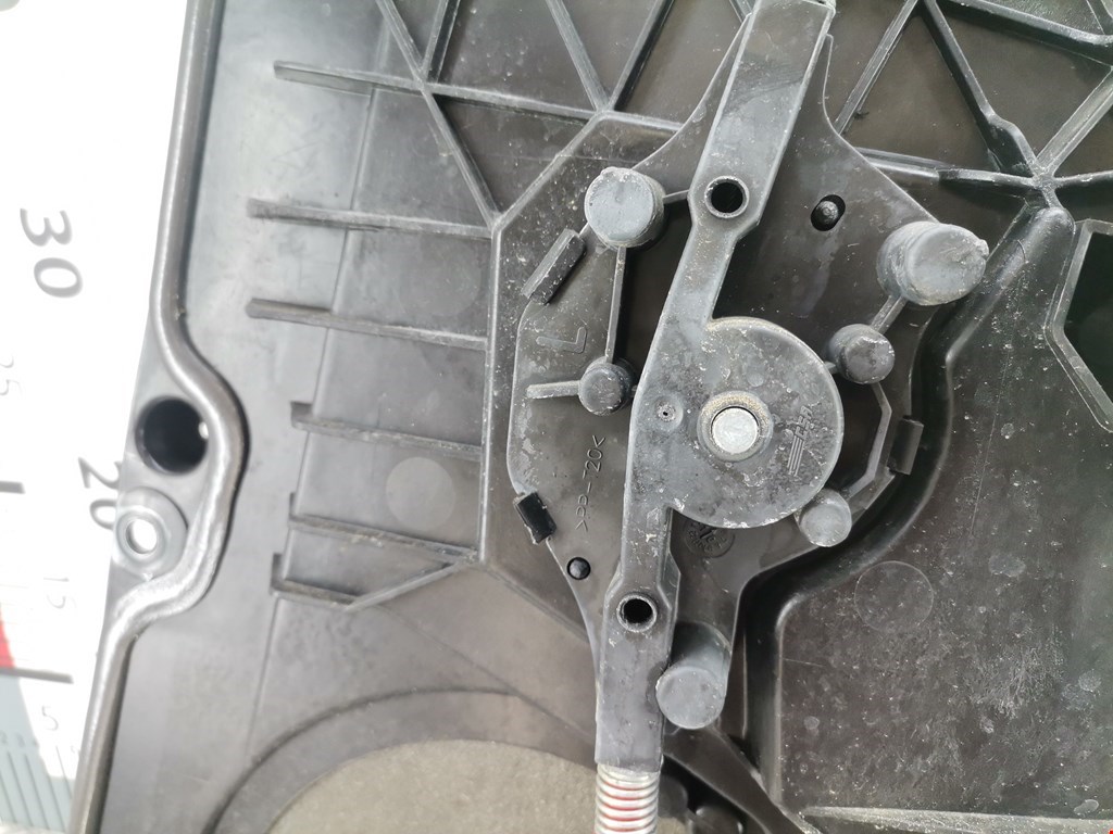 Стеклоподъемник задний левый FORD Fiesta 2008-2012