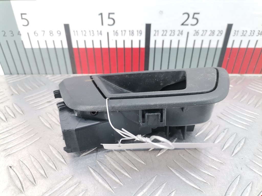 Ручка дверная задняя внутренняя левая FORD Fiesta 2008-2012