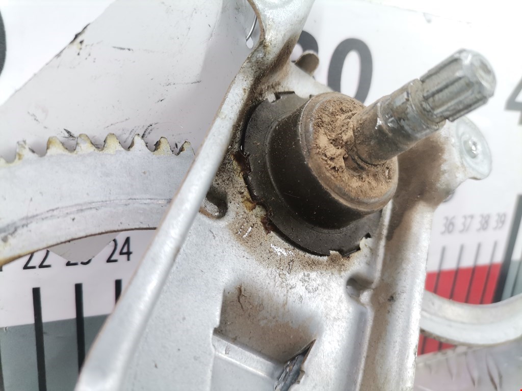 Стеклоподъемник задний левый OPEL Astra G 1998-2005