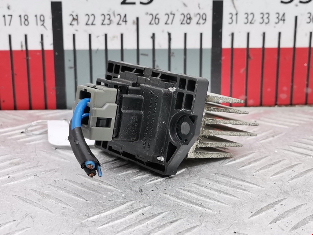 Резистор отопителя (сопротивление печки) HYUNDAI Grand Starex 2007-н.в.