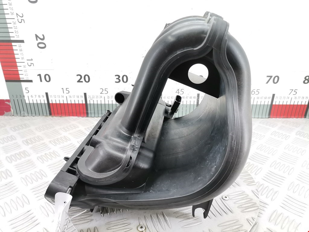 Коллектор впускной VOLKSWAGEN Fox 2005-2011