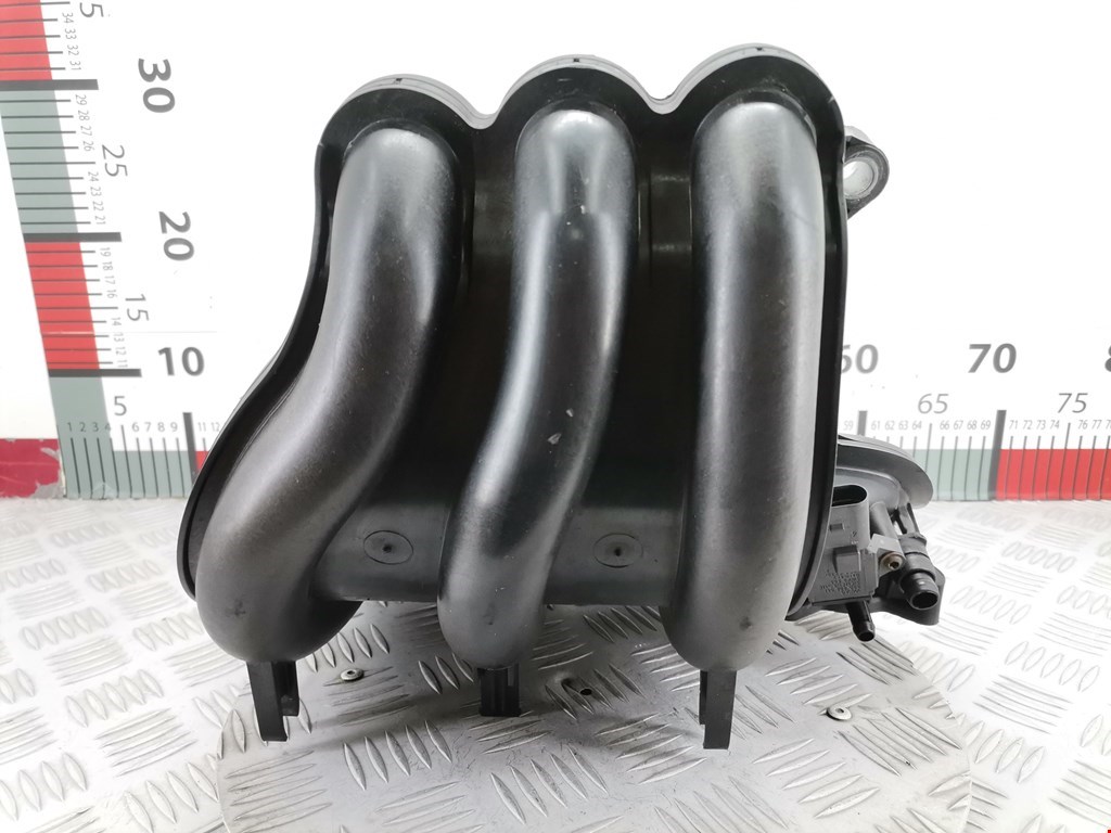 Коллектор впускной VOLKSWAGEN Fox 2005-2011