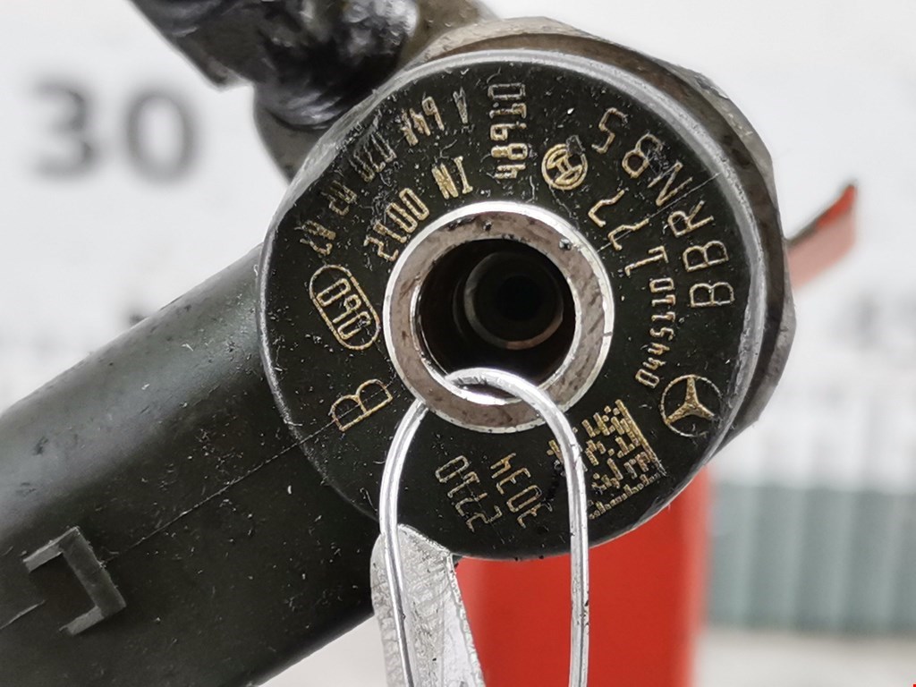 Форсунка дизельная электрическая MERCEDES-BENZ C-Class C-klasse W203 2000-2007