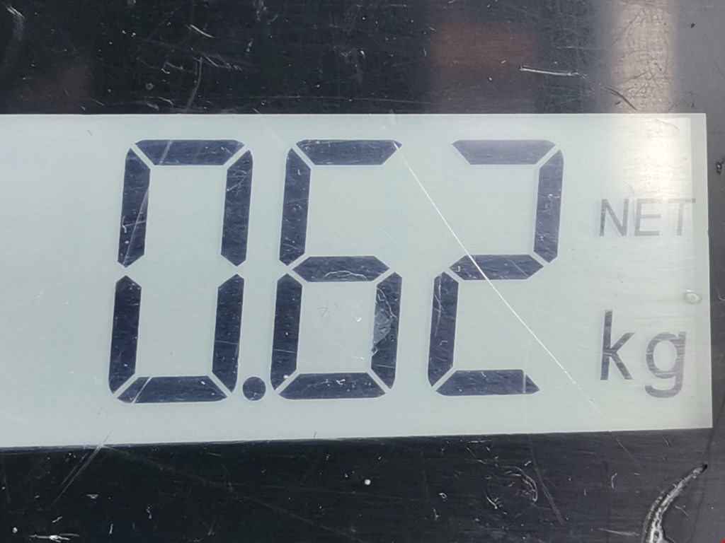 Решетка радиатора VOLKSWAGEN Polo IV 2001-2009