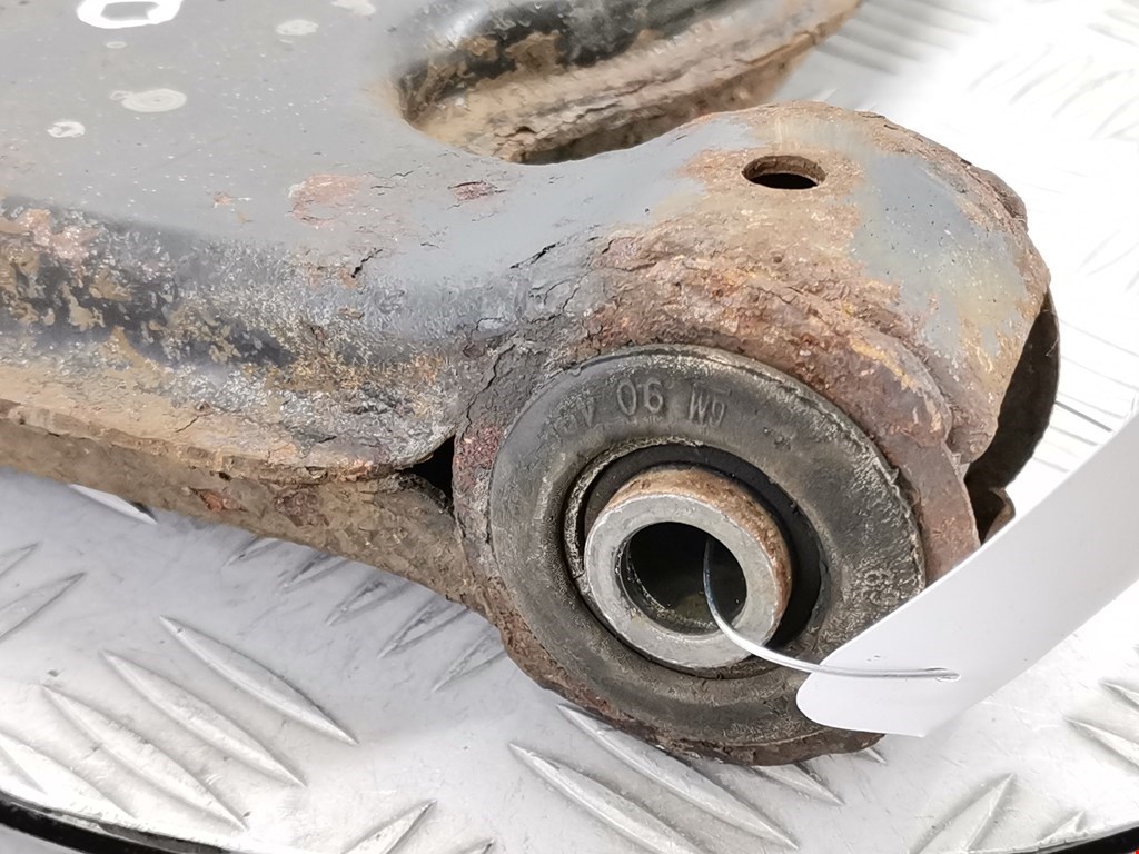 Рычаг передний правый OPEL Astra H/Family 2004-2015