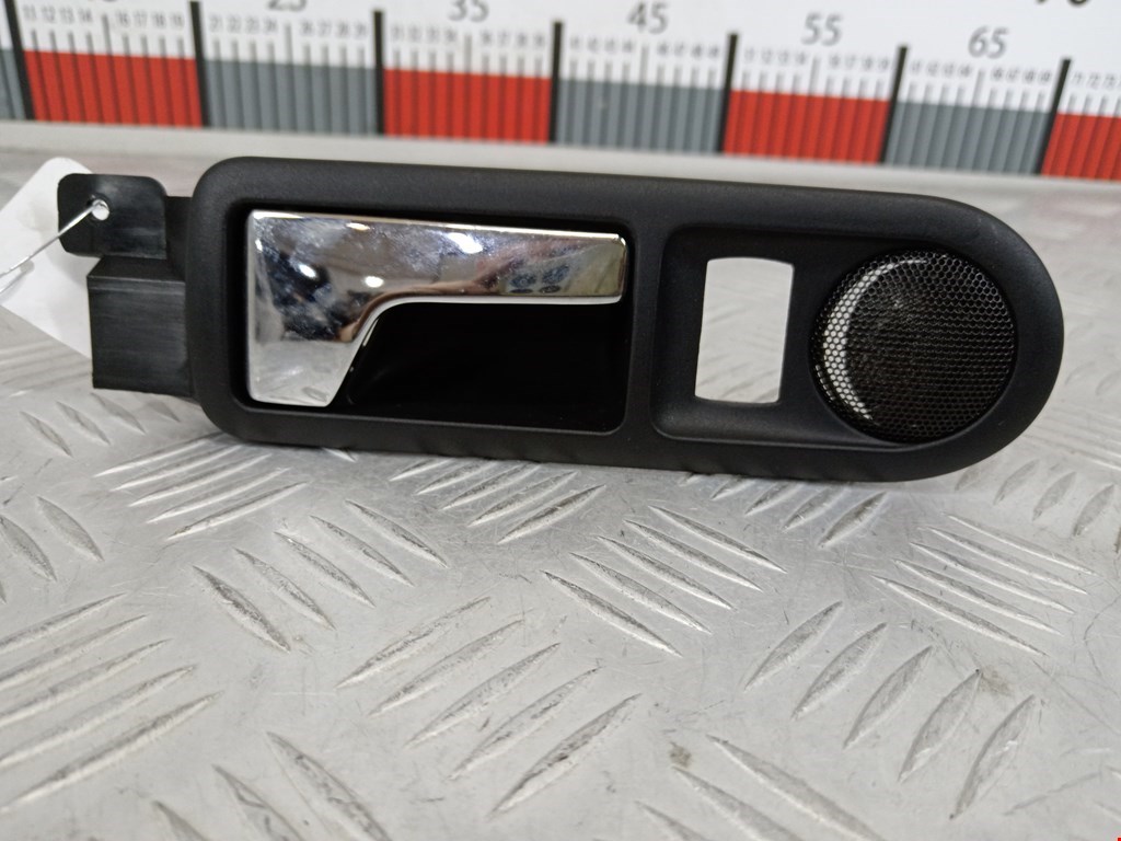 Ручка дверная задняя внутренняя правая VOLKSWAGEN Golf IV 1997-2003