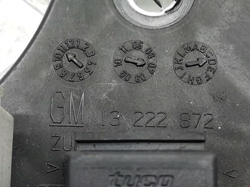 Датчик уровня в бачок омывателя OPEL Astra H/Family 2004-2015