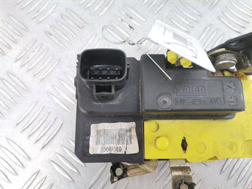 Замок двери передней правой VOLVO XC90 2002-2014