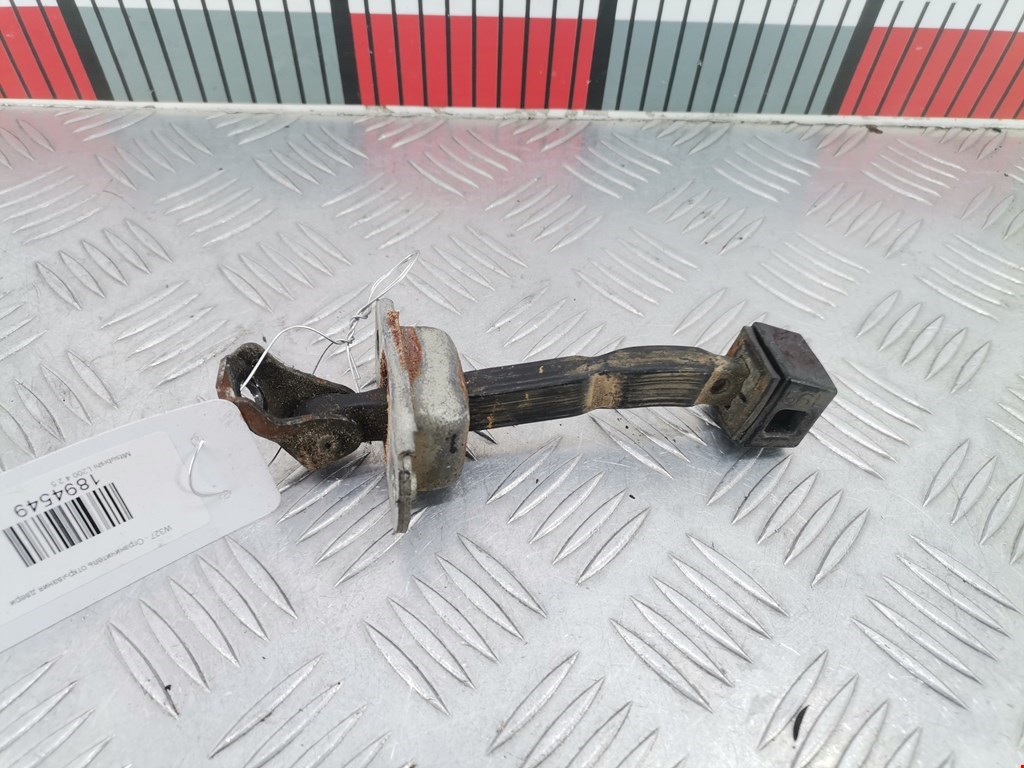 Ограничитель открывания двери MITSUBISHI L200 KB 2006-2015