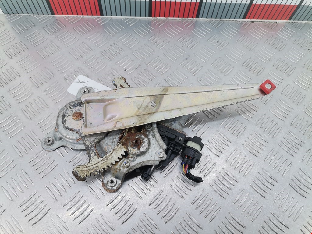 Стеклоподъемник задний левый MITSUBISHI L200 KB 2006-2015