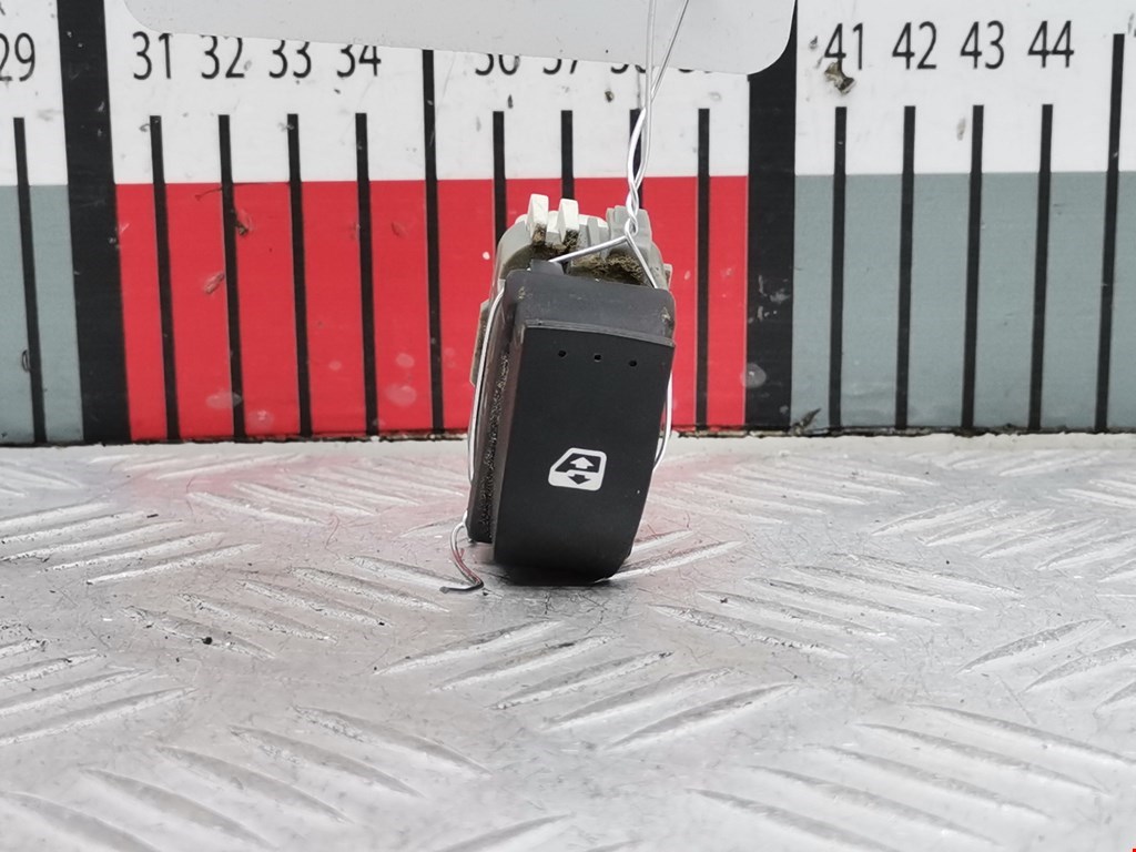 Кнопка стеклоподъемника RENAULT Laguna 2001-2007