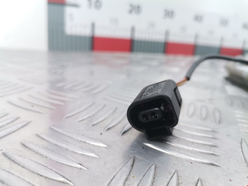 Ручка двери багажника наружная VOLKSWAGEN Golf IV 1997-2003