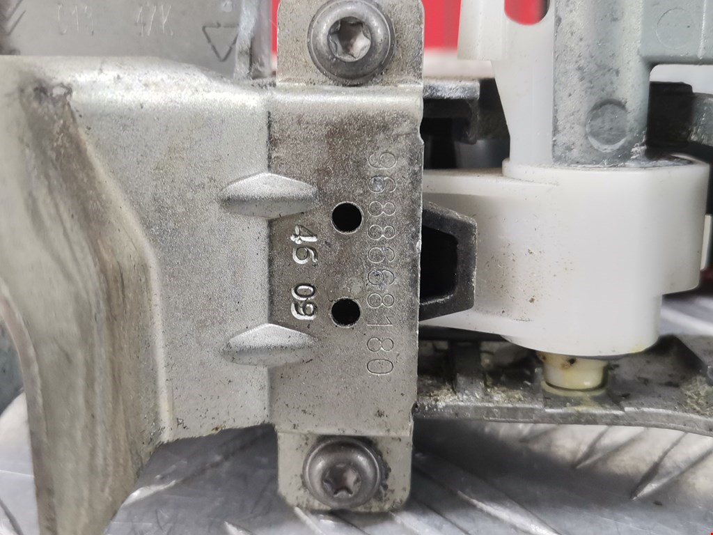 Ручка двери передней наружная левая PEUGEOT 5008 2009-2016