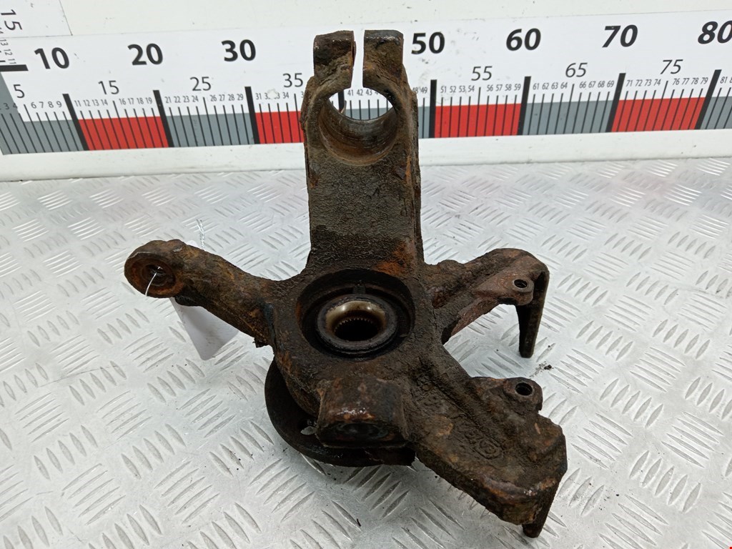 Ступица передняя левая VOLKSWAGEN Polo IV 2001-2009