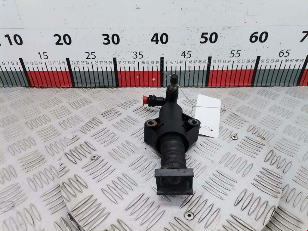 Цилиндр сцепления рабочий SEAT Leon 1999-2005