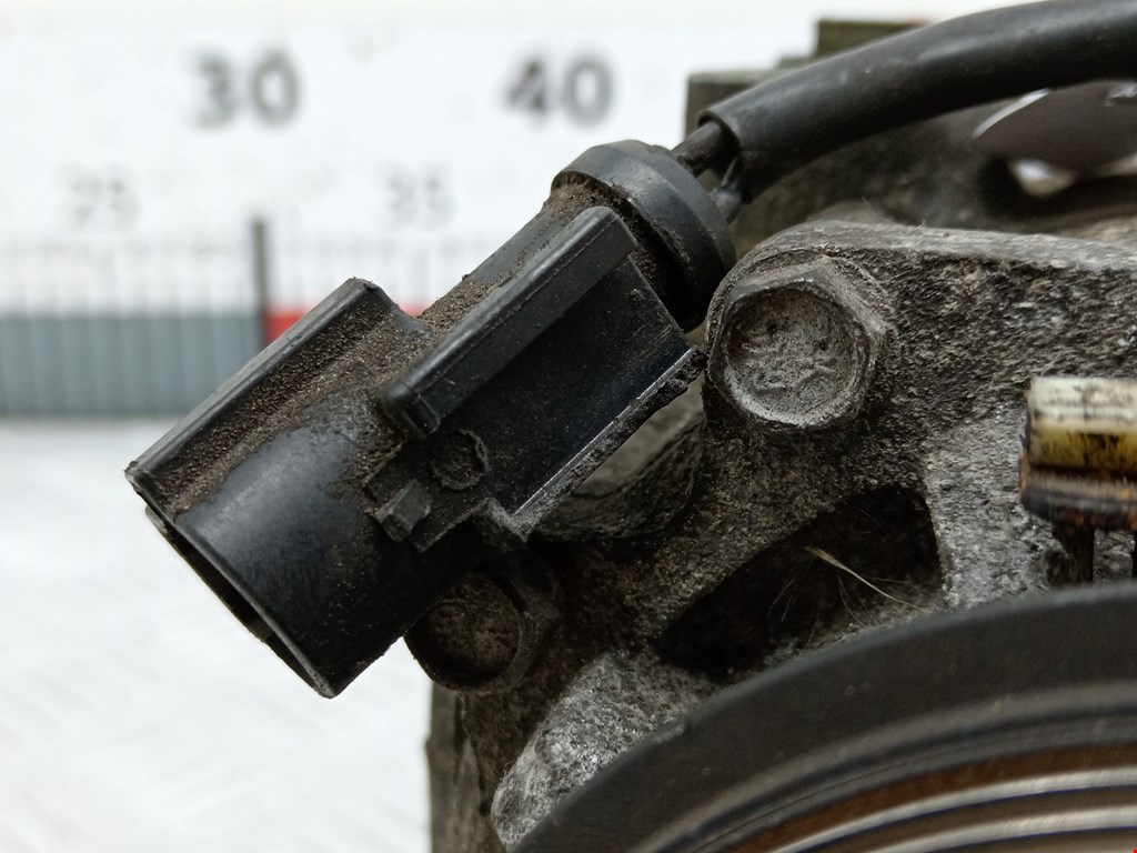 Компрессор кондиционера (системы кондиционирования) FORD Focus I 1998-2005