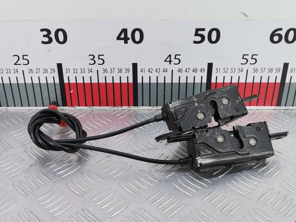 Замок багажника (крышки двери) BMW X5 E53 1999-2006