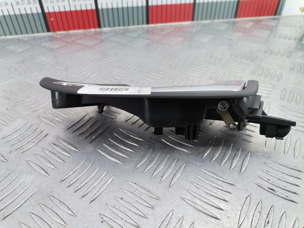 Ручка дверная передняя внутренняя правая AUDI A4 B6 2001-2005