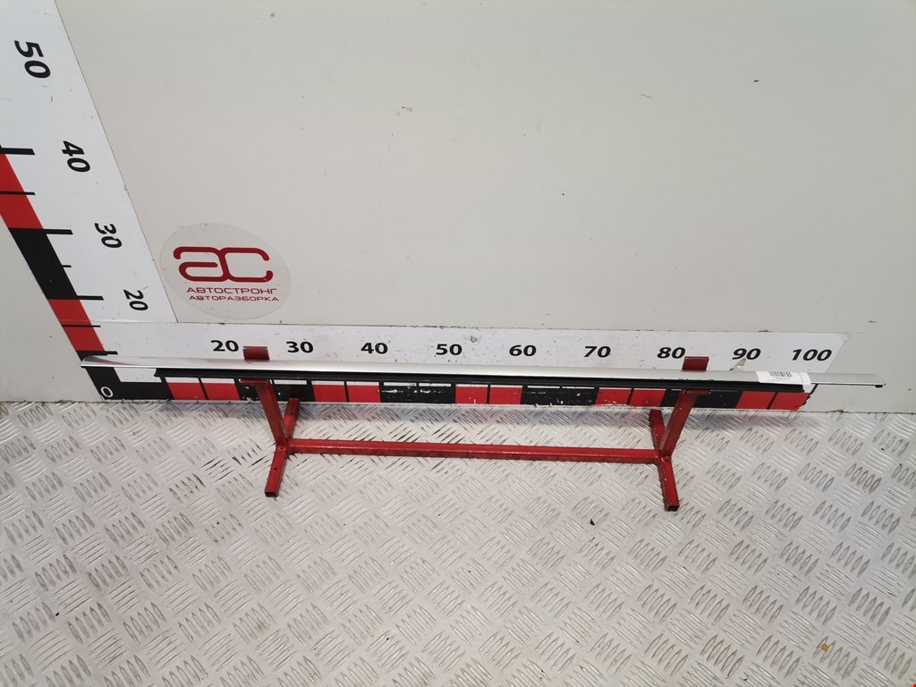 Накладка декоративная (молдинг) стекла двери задней правой Volkswagen Passat 6 (2005-2010)