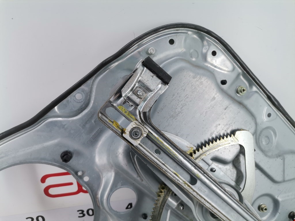 Стеклоподъемник задний левый FORD Focus II 2005-2011