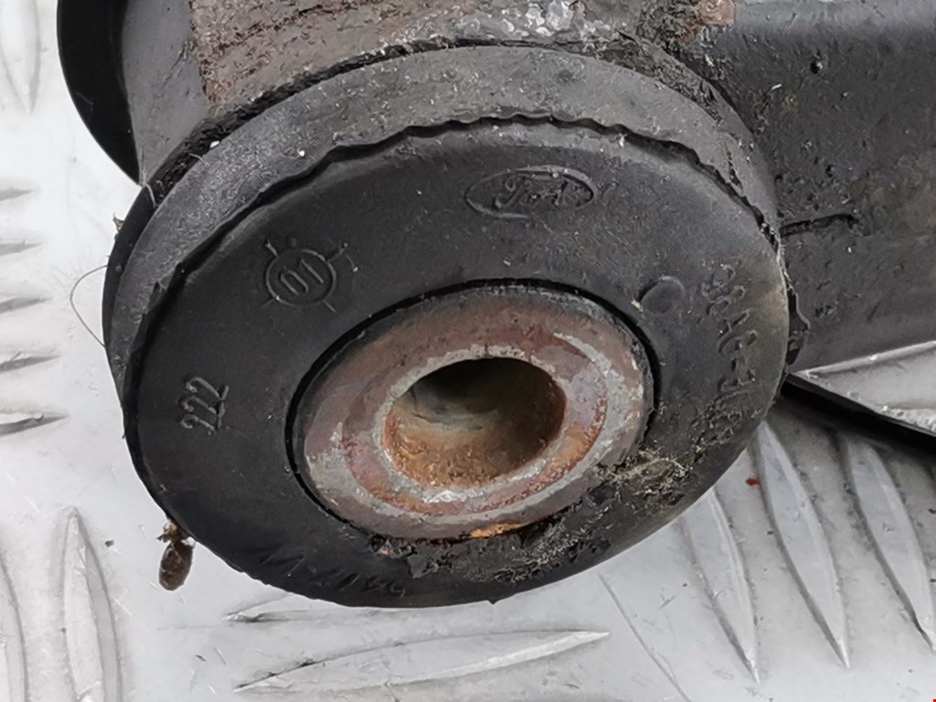 Рычаг передний правый FORD Focus I 1998-2005