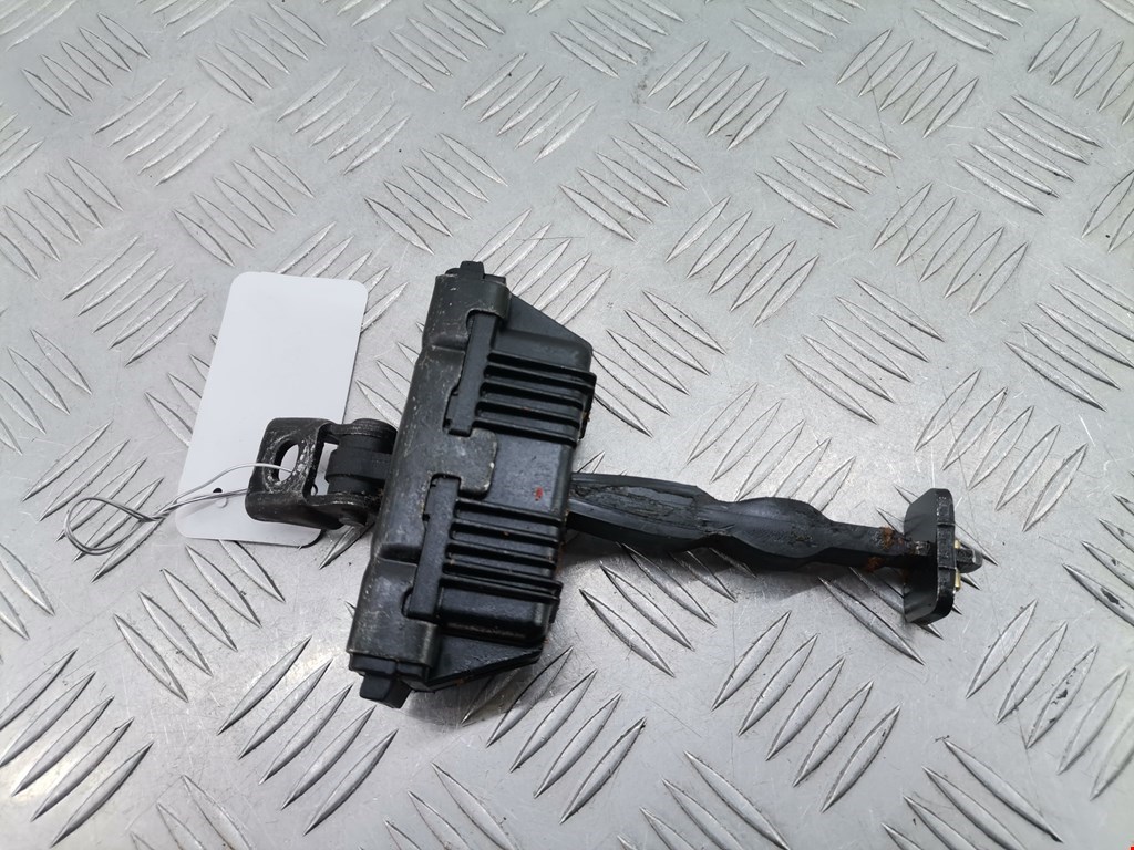 Ограничитель открывания двери BMW X5 E53 1999-2006