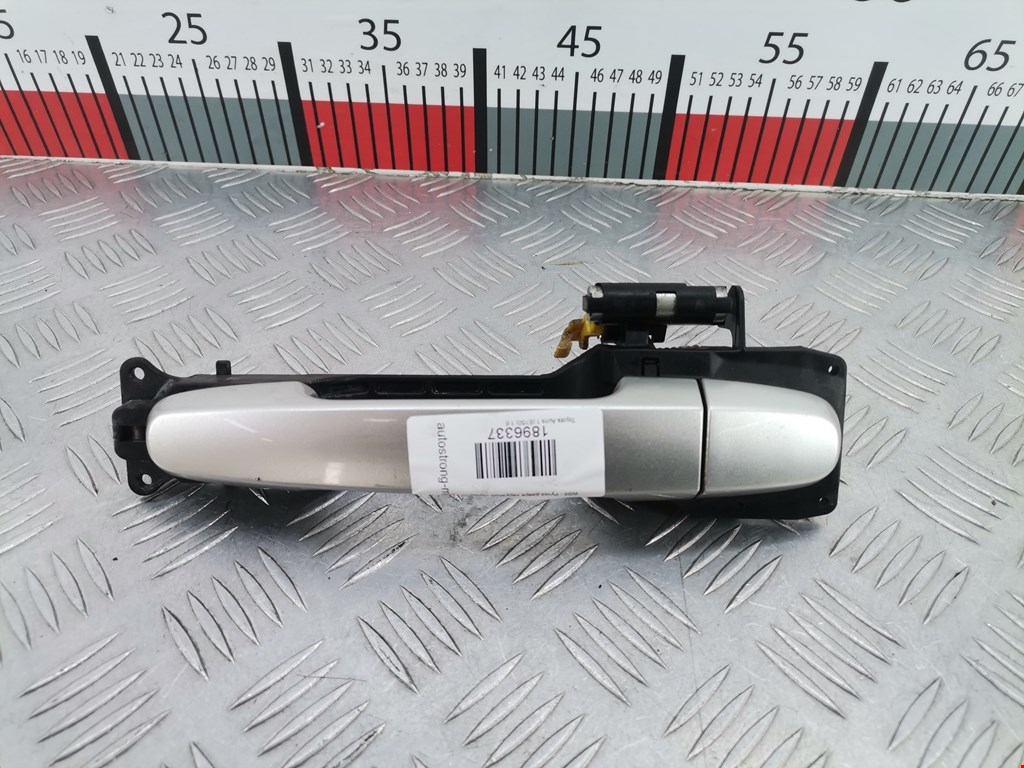 Ручка двери передней наружная левая TOYOTA Auris E150 2006-2012