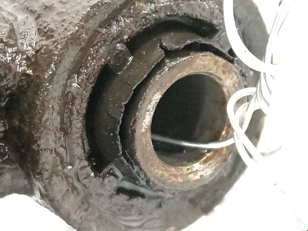 Амортизатор задний правый SSANG YONG Rodius 2004-2013