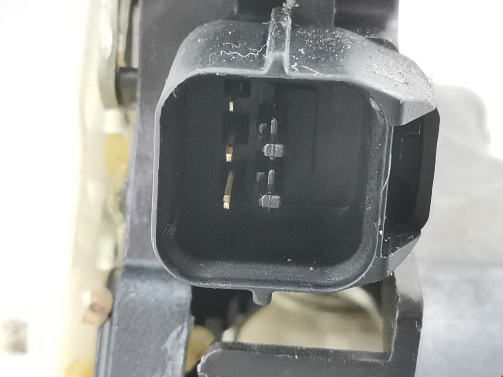 Замок двери задней левой PEUGEOT 4007 2007-2012