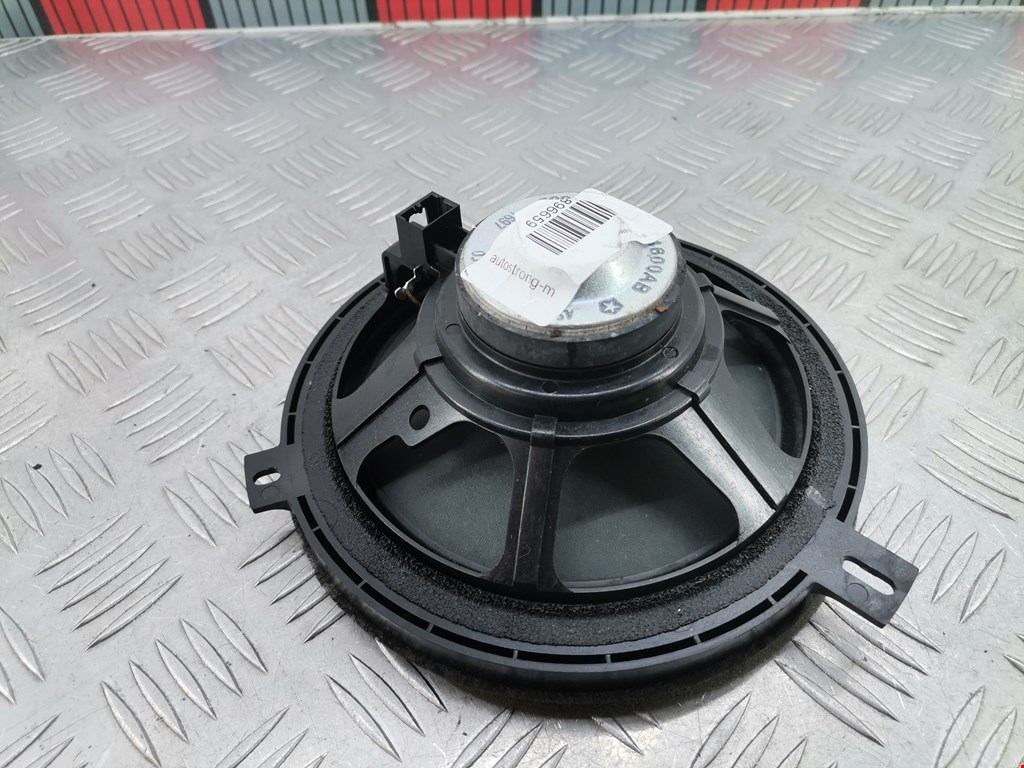 Динамик DODGE Nitro 2006-2011