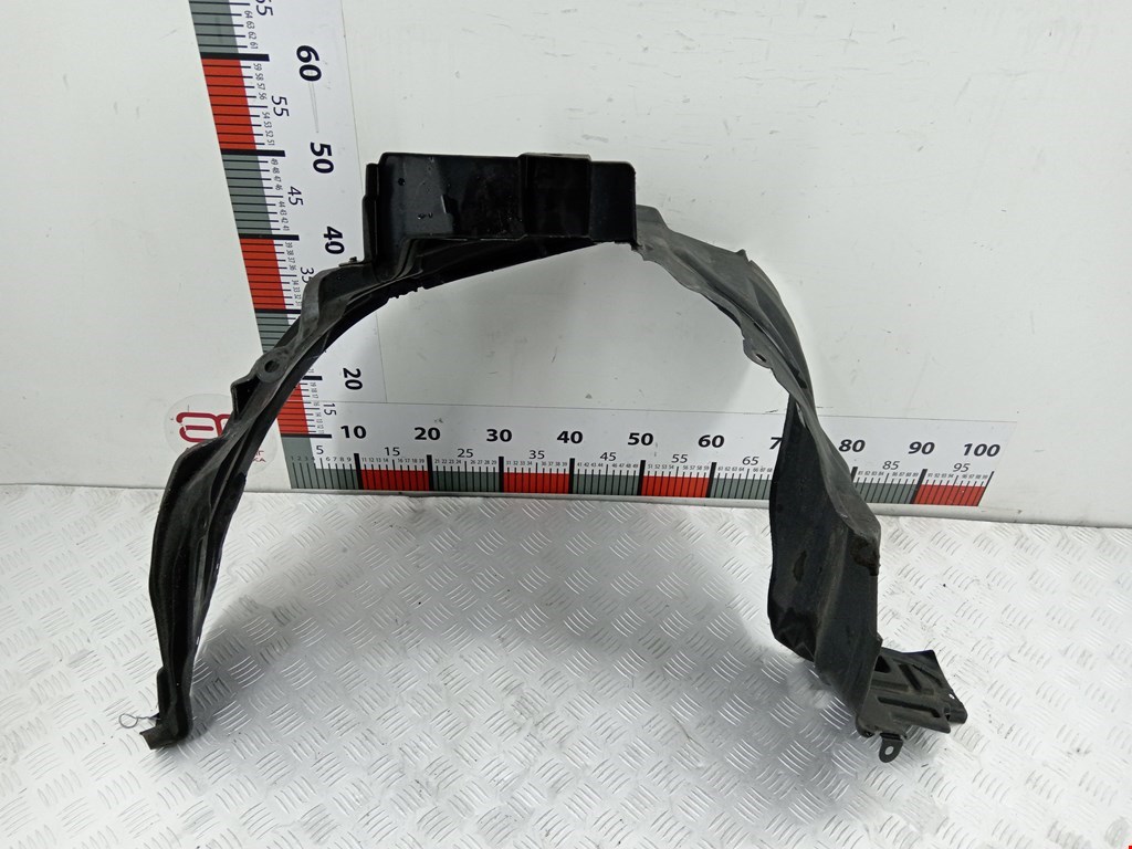 Локер (подкрылок) передний левый NISSAN X-Trail T30 2000-2007