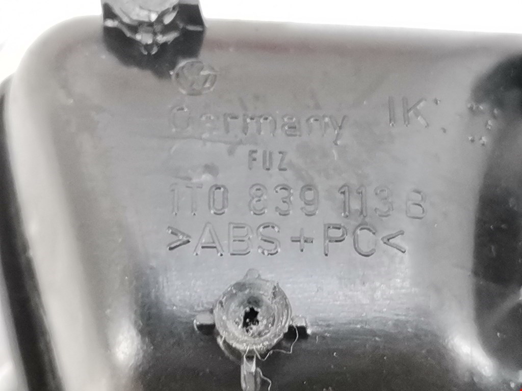 Ручка дверная задняя внутренняя левая VOLKSWAGEN Touran 2003-2010