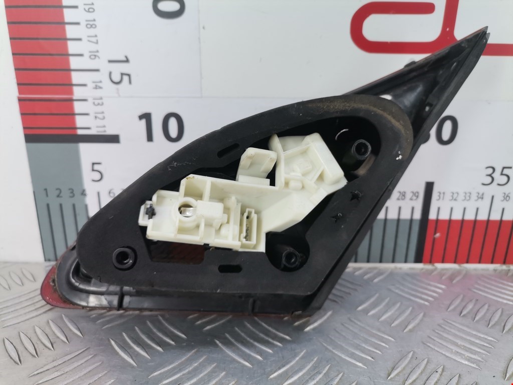 Фонарь задний внутренний правый OPEL Astra J 2009-2017