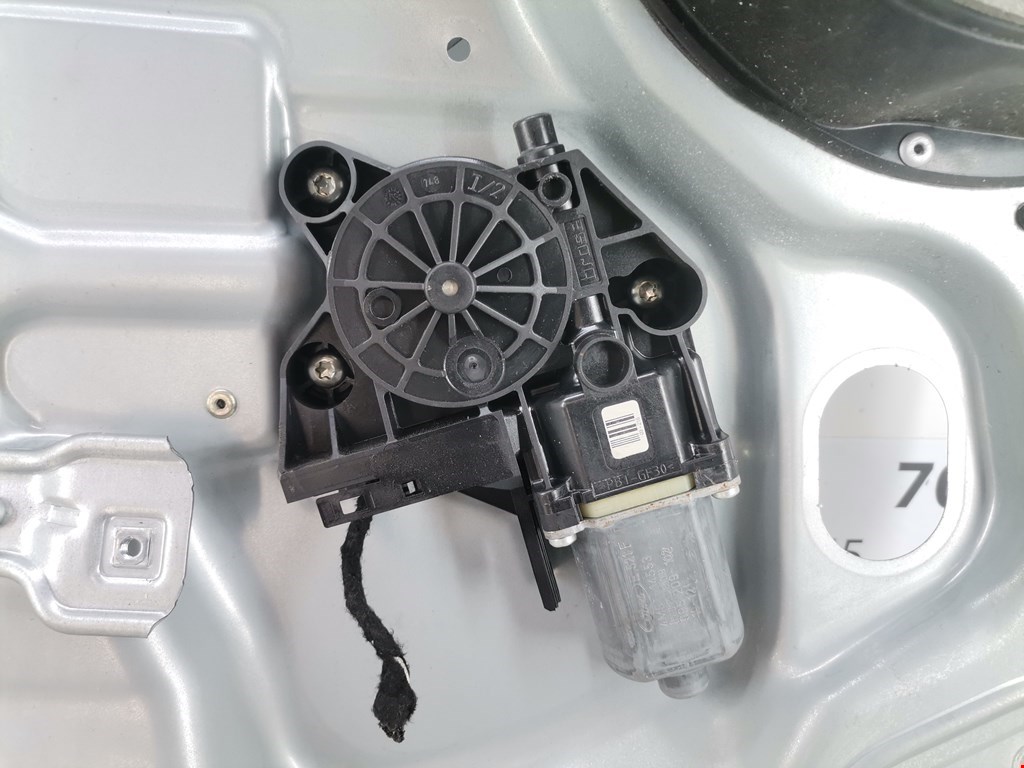 Стеклоподъемник передний правый FORD Focus II 2005-2011