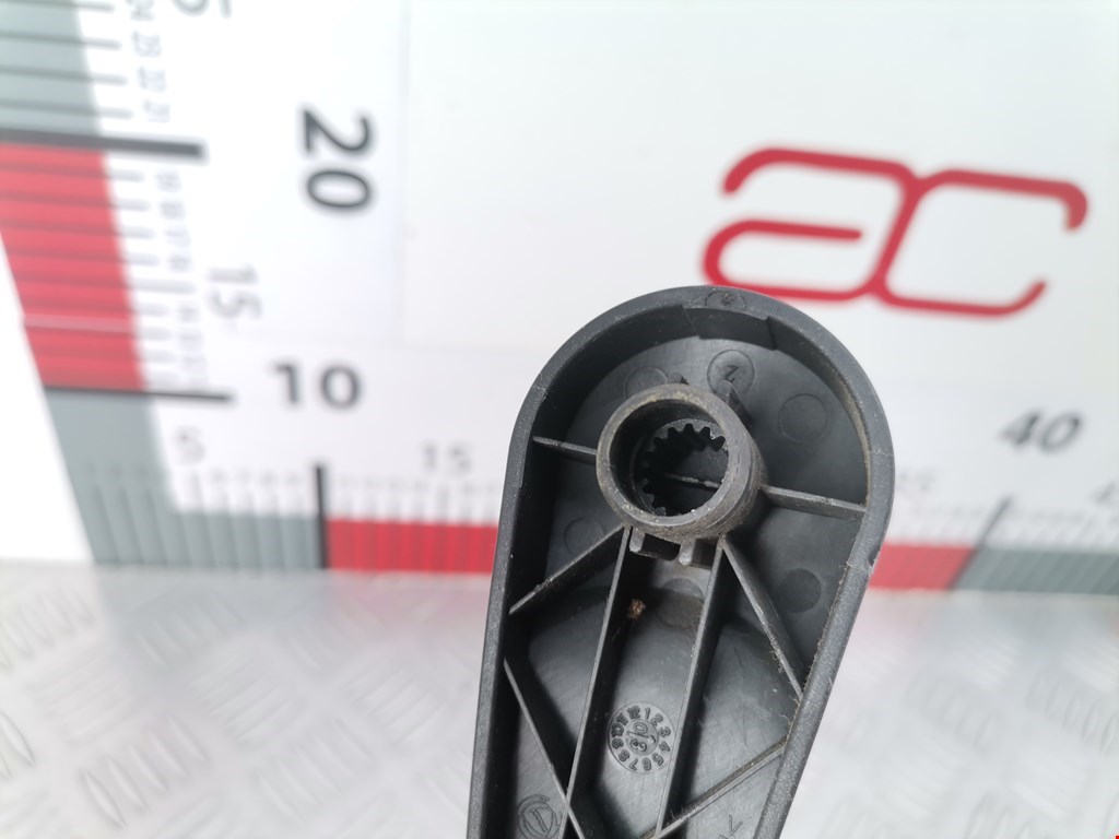 Ручка стеклоподъемника FIAT Stilo 2001-2010