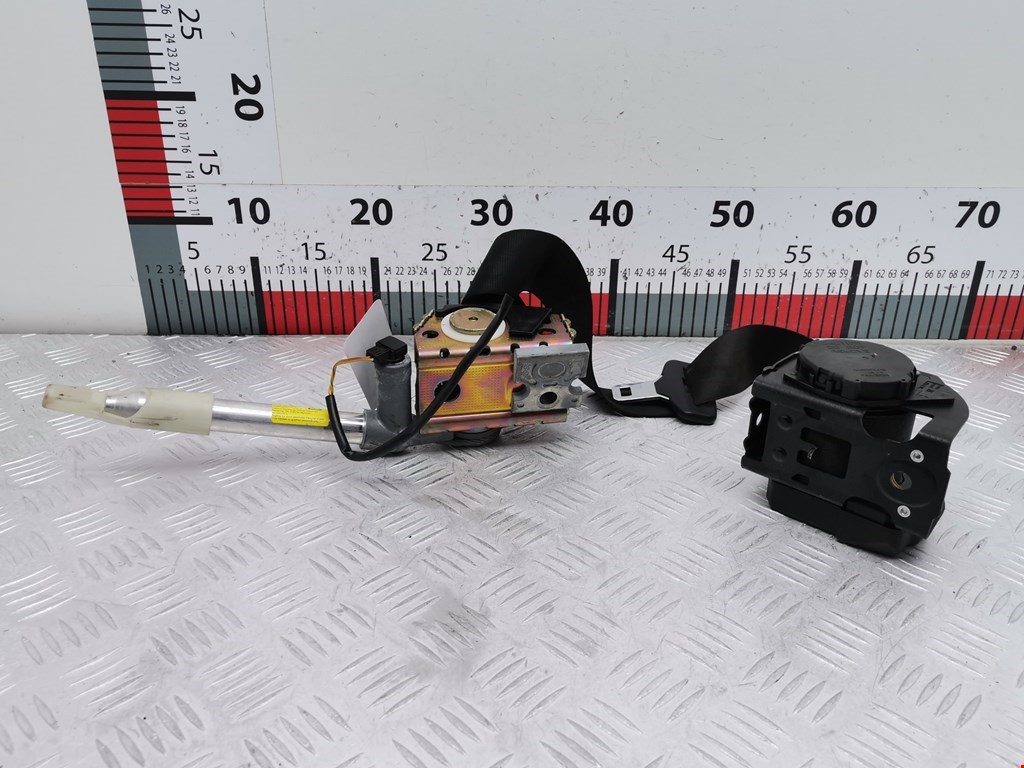 Ремень безопасности задний правый BMW 7er 7 серия E65/E66 2001-2008