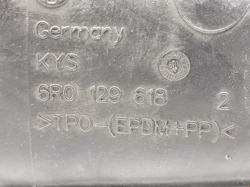 Патрубок воздушного фильтра SKODA Rapid 2012-2020