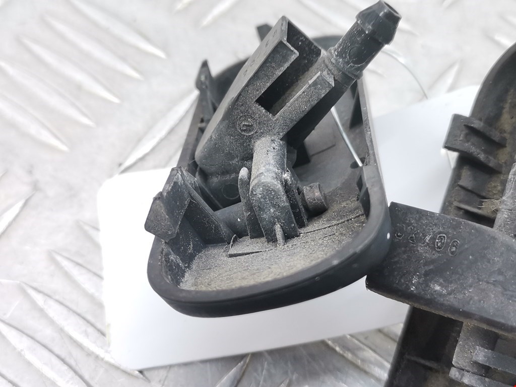 Форсунка омывателя лобового стекла VOLKSWAGEN Jetta V 2005-2011