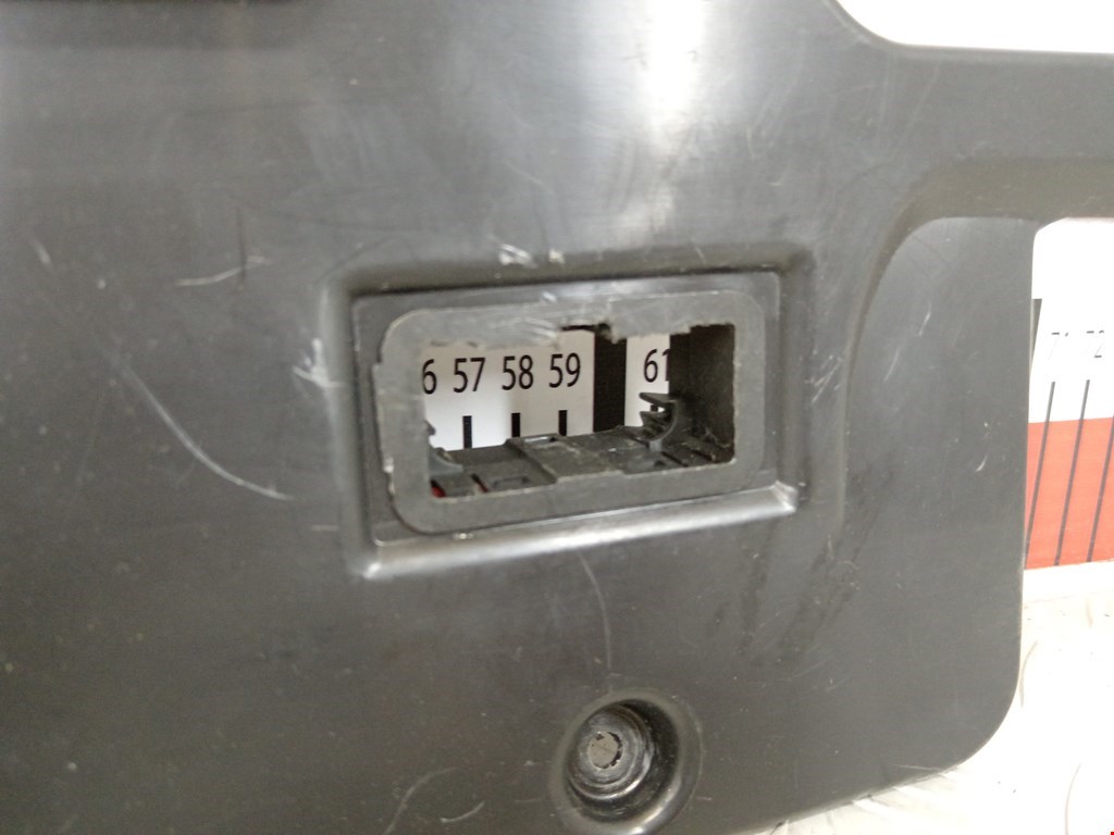 Накладка декоративная VOLKSWAGEN Touareg 2002-2010